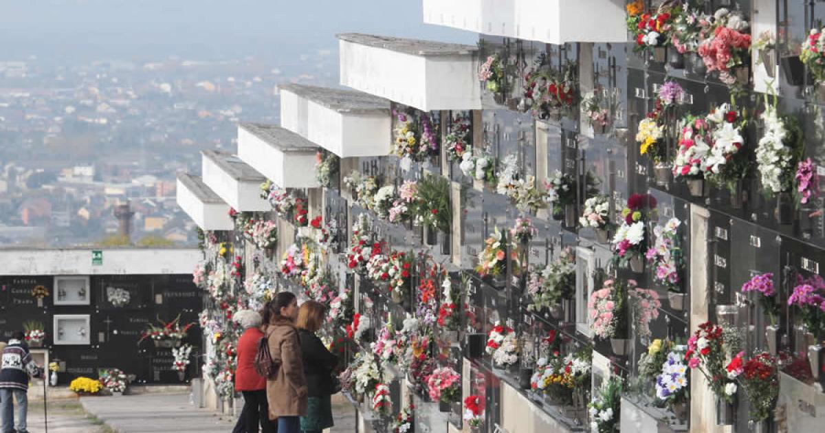 Todos Los Santos El Ayuntamiento De Ponferrada Establece Un