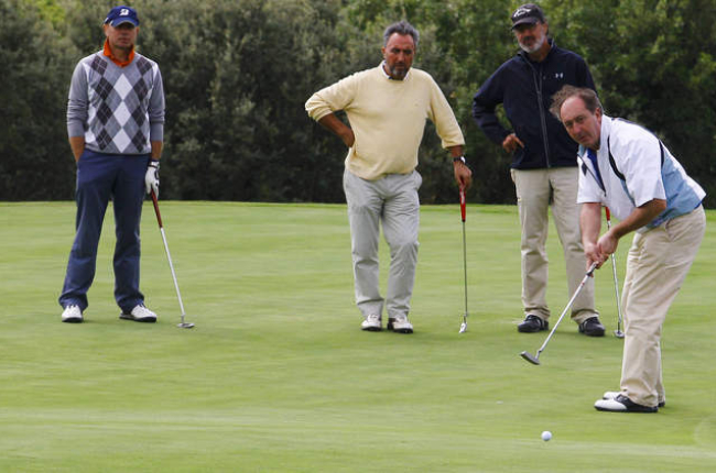 Golf Xi Pro Am Diario De Le N Un Vendaval De Golpes