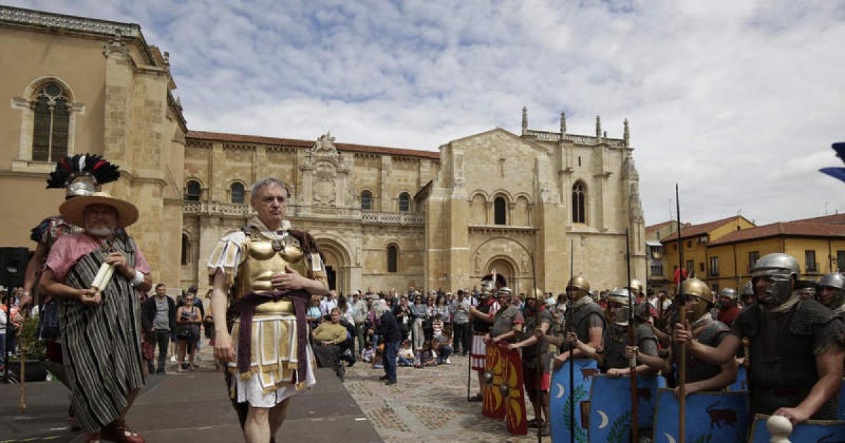 La Legio VII volvió a desfilar por la ciudad 1.956 años después