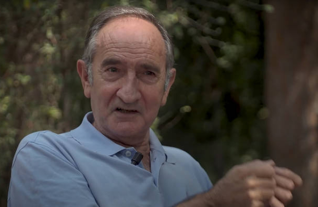 El psiquiatra Cándido Polo en un fotograma del documental ‘Los ángeles caídos’. DL