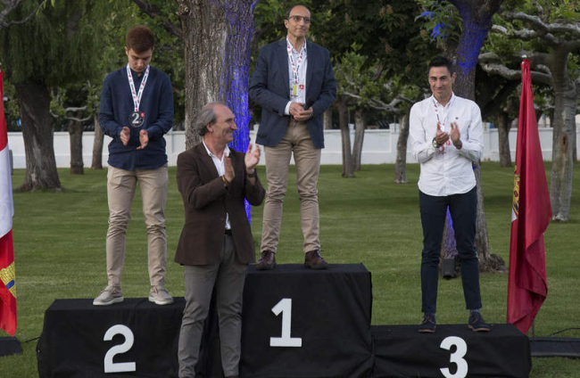 Jesús González, José Huerga (medalla de oro) y Jorge Pérez se subieron al podio de honor.