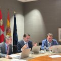 Los alcaldes de Picos con el consejero de Medio Ambiente, Vivienda y Ordenación del Territorio, Juan Carlos Suárez-Quiñones, en la reunión del Patronato