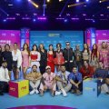 Los artistas seleccionados para participar en el Benidorm Fest 2027 posan tras una gala de RTVE este miércoles en Madrid. La sexta edición de Benidorm Fest se celebrará del 26 al 30 de enero de 2027 combina voces consolidadas con talento emergente del panorama musical español e internacional. EFE/Daniel González
