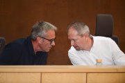 Vicente Álvarez y Jorge Pérez, en el pleno de ayer en Villaquilambre.