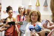 Del Ser atiende a los medios informativos.