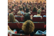 Los padres y madres se reunieron ayer para analizar la situación. DL