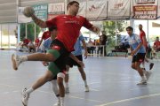 Santista esperará a que el club mueva ficha para decidir si continúa o no en el Ademar. FERNANDO OTERO