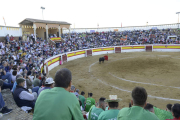 La plaza, casi completa, disfrutó la faena. ACACIO