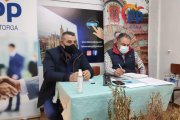Ángel Iglesias y José Luis Nieto ayer durante la rueda de prensa. A. R.