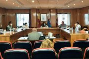 Imagen de la sesión plenaria celebrada ayer en el Ayuntamiento de Bembibre. CEBRONES