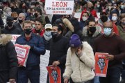 Una de las manifestaciones a favor de la hostelería, el sector más afectado por las restricciones. RAMIRO