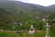 Imagen de archivo de la localidad de Yebra (Benuza), tomada desde su iglesia. DL