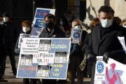 Manifestación de trabajadores interinos frente a la Subdelegación del Gobierno. MARCIANO PÉREZ