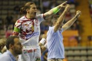 Mario López y  Cadenas en un partido. JESÚS F. SALVADORES