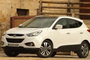 Pinceladas estéticas y más profundos cambios técnicos en el nuevo Hyundai iX35.