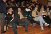 El acto de ayer noche promovido en Bembibre contra la ley de Montes estuvo concurrido