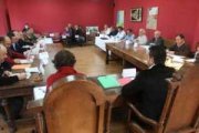 Reunión de los políticos y agentes sociales de la montaña oriental celebrada en Cistierna