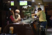 La hostelería y el comercio fueron los sectores que más recurrieron a los ertes. FERNANDO OTERO