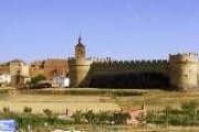 El castillo fortaleza del siglo XVI es uno de los emblemas arquitectónicos de la villa