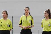 Raquel Suárez (c), árbitra de 1.ª División. F. OTERO