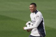 El jugador francés del Real Madrid, Kylian Mbappé, durante el entrenamiento del equipo en la Ciudad Deportiva de Valdebebas.