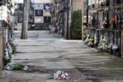 Estado del cementerio en Paiporta, Valencia, este martes, tras el paso de la dana. EFE/ Manuel Bruque