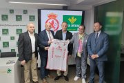 Momento de la presentación del patrocinio de Caja Rural con la Cultural Baloncesto.