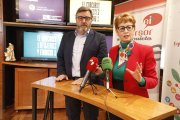 Marcelio Sión y María Jesús Soto, durante la presentación del concurso.