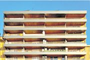 Avda. Fernández Ladreda, números 46-48.