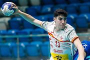 El central del Ademar Javi Miñambres regresa con los Hispanos júnior