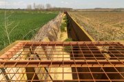 La acequia construida para este fin nunca se ha puesto en marcha desde su cosntrucción en 2004.