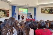 Los alumnos de IES Vadinia en una charla del Incibe.