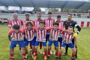 El Atlético Bembibre se queda en Tercera Federación.