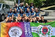 El Club Balonmano Caboalles, campeón internacional en Oporto.