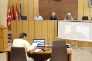 Parte de los concejales participaron de forma virtual.