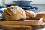 Un truco infalible para poder aprovechar de nuevo el pan duro