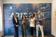 Foto de equipo de Moving Robots en el evento ARIS 2025.