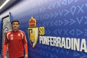 Saúl Crespo en la ciudad deportiva de la Ponferradina.