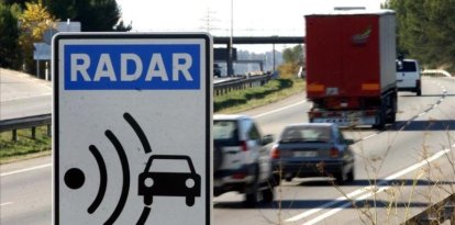 Un radar fijo en la autopista C-58, entre Sant Quirze y Terrassa.