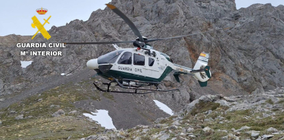 Helicóptero de rescate de la Guardia Civil.