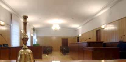 Imagen de archivo de una sala de vistas de una Audiencia Provincial. EFE/NACHO GALLEGO