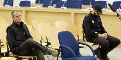 - El exdirigente de ETA José Javier Arizkuren Ruiz, 