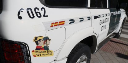 Imagen de archivo de un coche de la Guardia Civil.  EFE/Mariscal