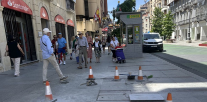 La avenida Ordoño II ha sido uno de los espacios donde más intervenciones del contrato se han hecho.