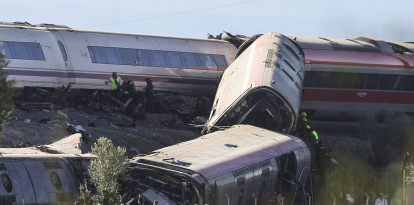 Dos trenes de alta velocidad, uno de Renfe y otro de Iryo, han colisionado a primera hora de este miércoles a la altura de la estación de Urda (Toledo).