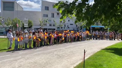 Desfile militar en el Dia de las Fuerzas Armadas en León