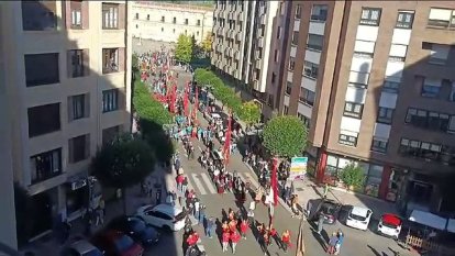 Desfile de pendones en León