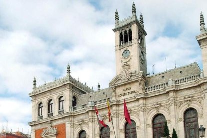 Foto de archivo del Ayuntamiento de Valladolid, en la plaza mayor de la ciudad del Pisuerga.