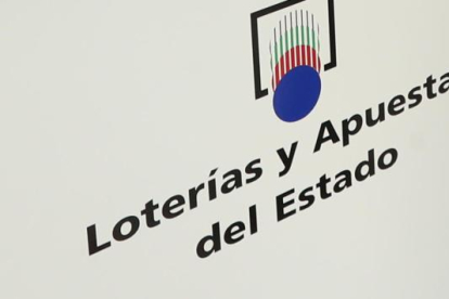 Un cartel de lotería en La Placa.
