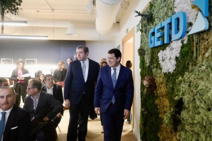 El presidente de la Junta de Castilla y León, Alfonso Fernández Mañueco, inaugura las nuevas instalaciones de Global Exchange Tecnologías Digitales, GETD, en Salamanca.